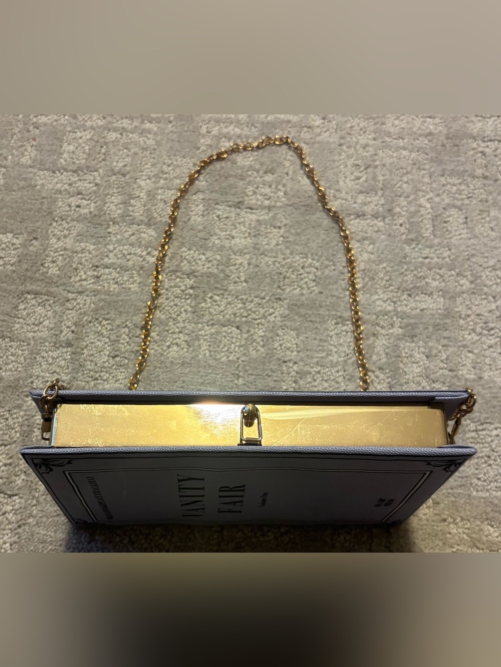 LET THEM EAT CAKE - VANITY FAIR BOOK PURSE - Picture 6 of 12